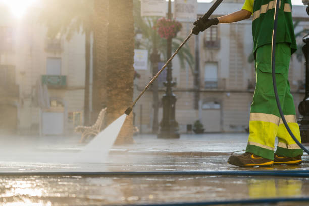 Best Restaurant Pressure Washing  in Lake Geneva, WI